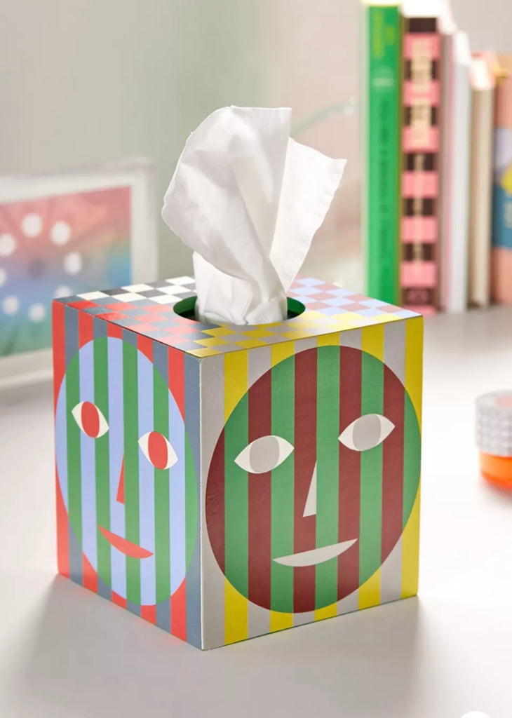 Everybody tissue box