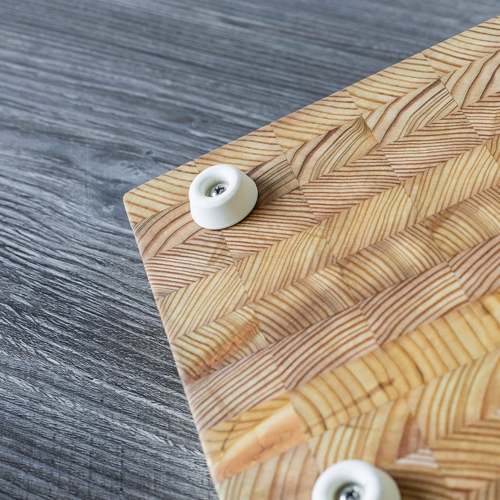 [Larch Wood] Handmade End-Grain One handers cutting board - S